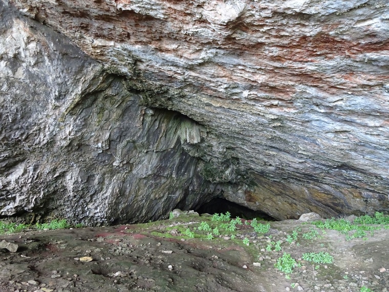 The entrance of Bacon Hole in Wales.