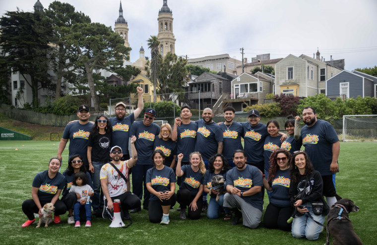 "Los Huelgadores", uno de los equipos de personas inmigrantes que participa en el torneo "Just Goals".